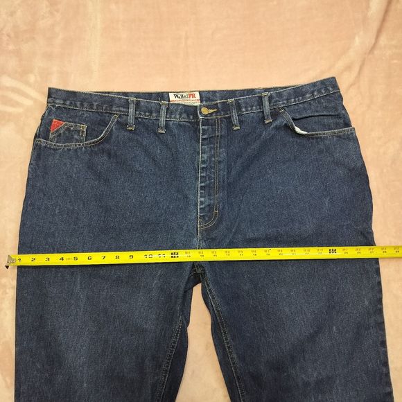 Walls flame resistant FR workwear Size 48x30 ATPV 24.2 blue denim men jeans 2HRC - Picture 11 of 15